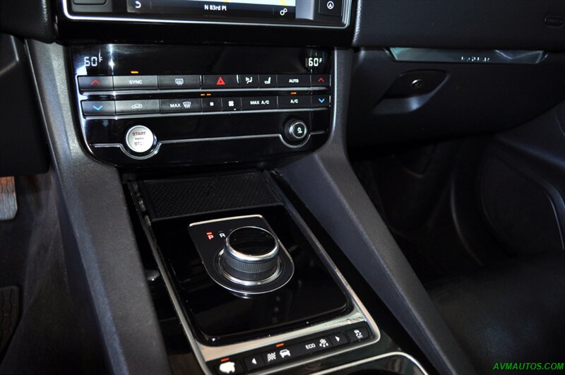 2017 Jaguar F-PACE 35t Prestige - Photo 36 - Scottsdale, AZ 85260