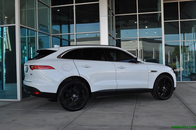 2017 Jaguar F-PACE 35t Prestige - Photo 8 - Scottsdale, AZ 85260