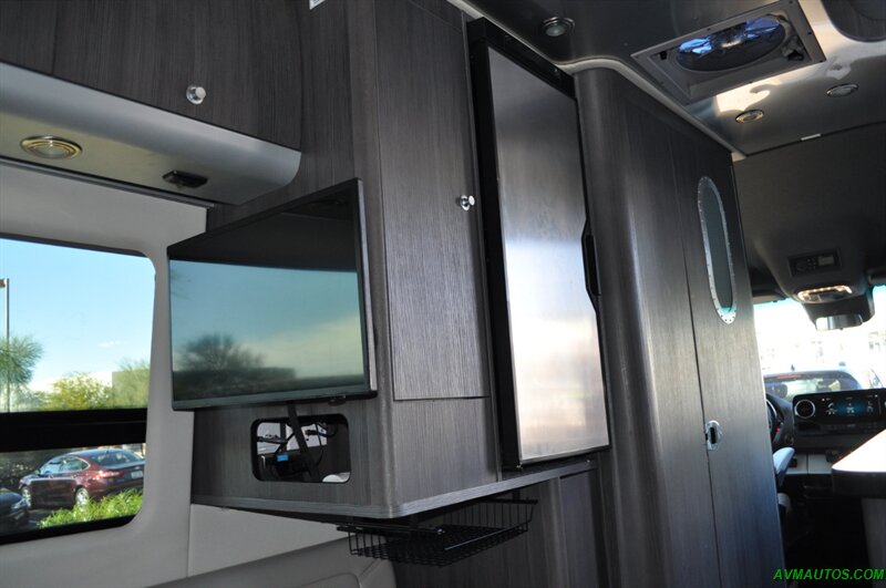 2023 Airstream Interstate 19   - Photo 21 - Scottsdale, AZ 85260