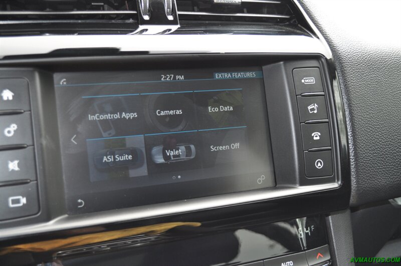 2018 Jaguar F-PACE 25t Premium   - Photo 29 - Scottsdale, AZ 85260