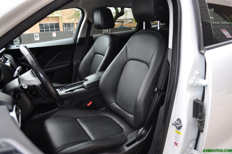2018 Jaguar F-PACE 25t Premium   - Photo 19 - Scottsdale, AZ 85260