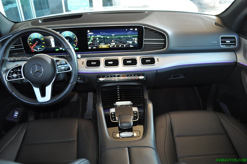 2020 Mercedes Benz GLS 450 photo 3