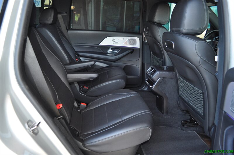 2020 Mercedes Benz GLS 450 photo 27