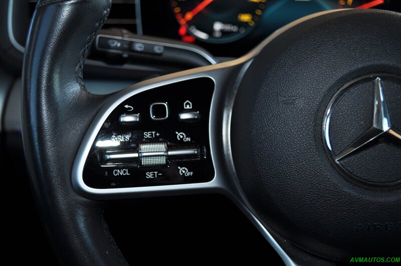 2020 Mercedes Benz GLS 450 photo 43