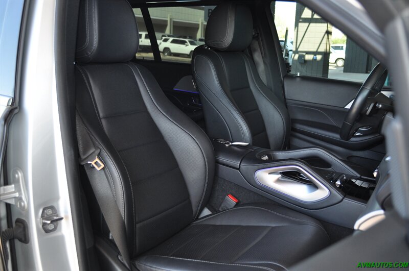 2020 Mercedes Benz GLS 450 photo 25