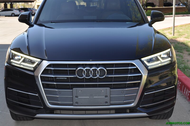 2018 Audi Q5 2.0T quattro Premium Plus   - Photo 12 - Scottsdale, AZ 85260