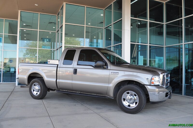 2005 Ford F-250 Super Duty XLT 4dr SuperCab XLT - Photo 3 - Scottsdale, AZ 85260
