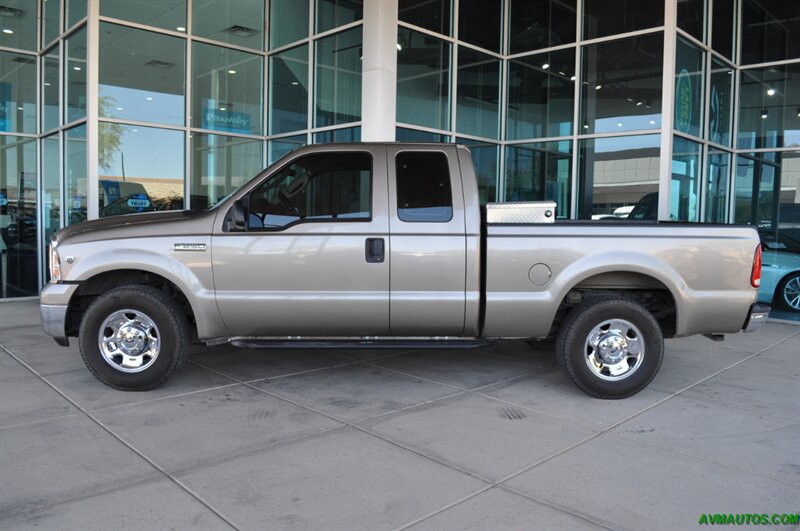 2005 Ford F-250 Super Duty XLT 4dr SuperCab XLT - Photo 2 - Scottsdale, AZ 85260