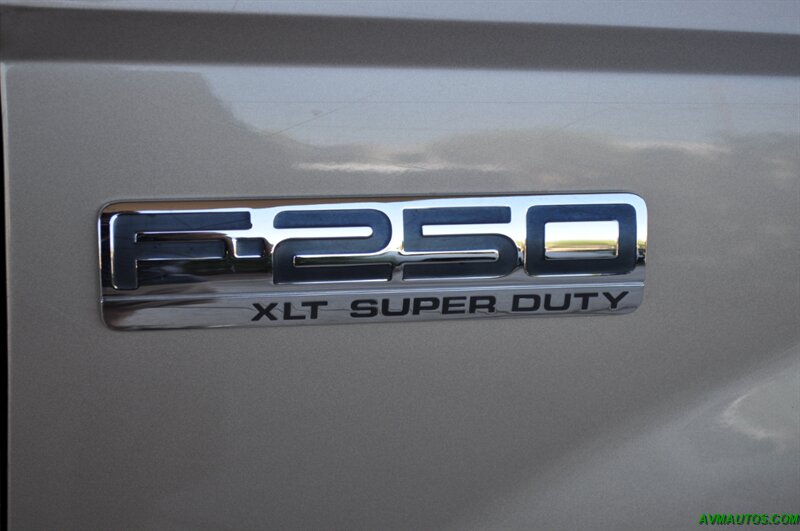 2005 Ford F-250 Super Duty XLT 4dr SuperCab XLT - Photo 10 - Scottsdale, AZ 85260