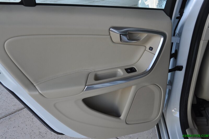 2015 Volvo S60 T5 Drive-E Premier Sport - Photo 26 - Scottsdale, AZ 85260