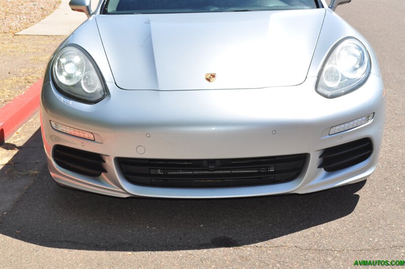 2014 Porsche Panamera 4   - Photo 8 - Scottsdale, AZ 85260