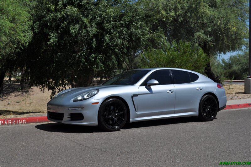 2014 Porsche Panamera 4   - Photo 10 - Scottsdale, AZ 85260