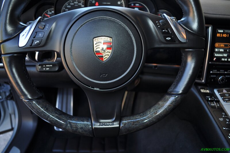 2014 Porsche Panamera 4   - Photo 40 - Scottsdale, AZ 85260