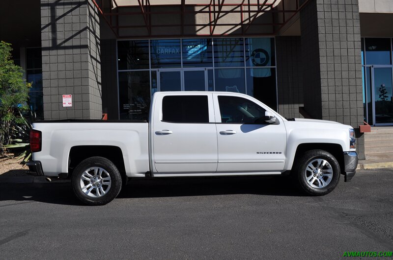 2017 Chevrolet Silverado 1500 LT  Crew Cab - Photo 2 - Scottsdale, AZ 85260