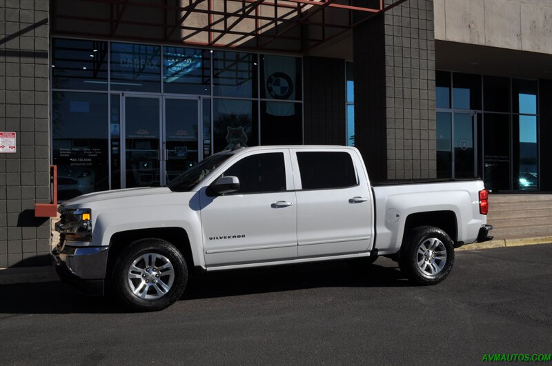 2017 Chevrolet Silverado 1500 LT  Crew Cab - Photo 3 - Scottsdale, AZ 85260