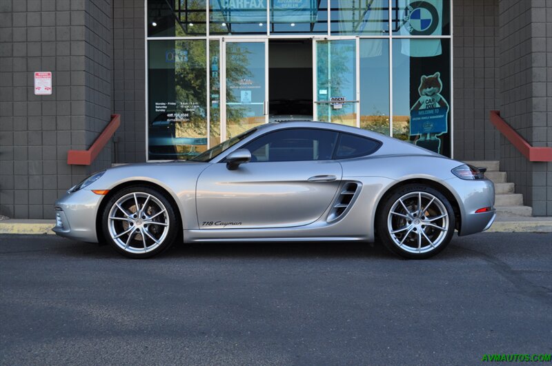 2024 Porsche 718  Cayman - Photo 4 - Scottsdale, AZ 85260