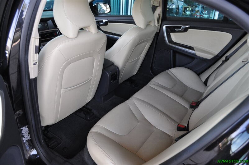 2017 Volvo S60 T5 Dynamic   - Photo 20 - Scottsdale, AZ 85260
