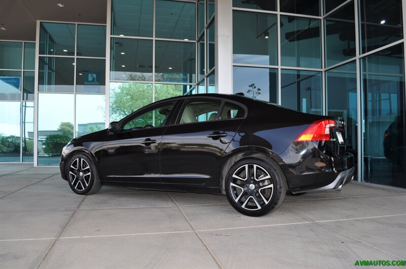 2017 Volvo S60 T5 Dynamic   - Photo 11 - Scottsdale, AZ 85260