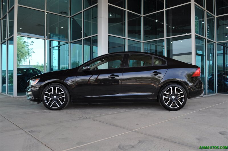 2017 Volvo S60 T5 Dynamic   - Photo 5 - Scottsdale, AZ 85260