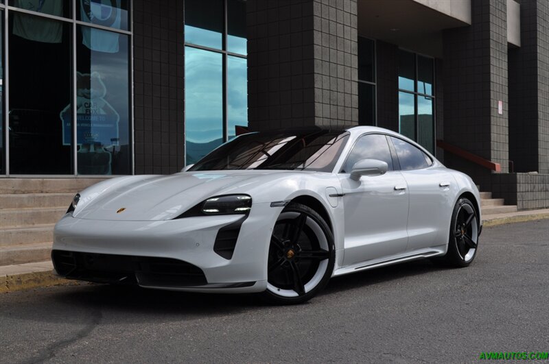 2022 Porsche Taycan