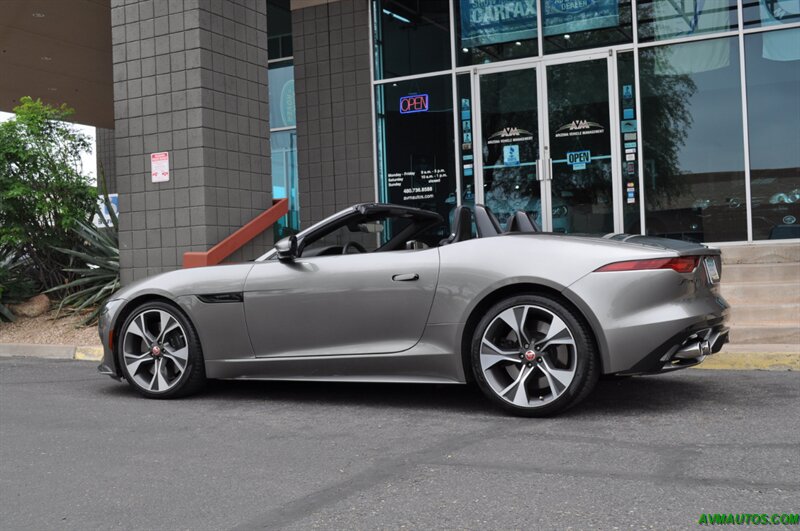 2023 Jaguar F-Type P450 R-Dynamic  Convertible - Photo 11 - Scottsdale, AZ 85260