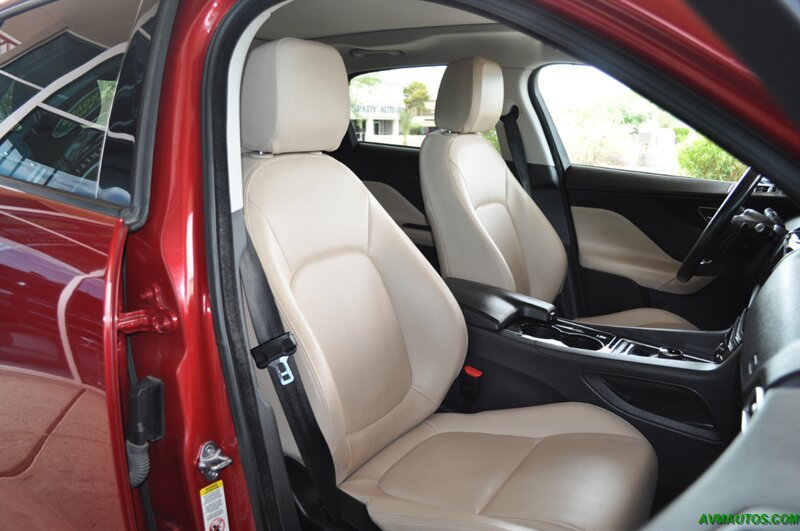 2017 Jaguar F-PACE 35t Premium - Photo 26 - Scottsdale, AZ 85260