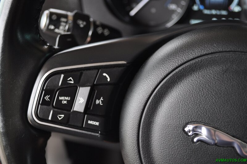 2017 Jaguar F-PACE 35t Premium - Photo 36 - Scottsdale, AZ 85260