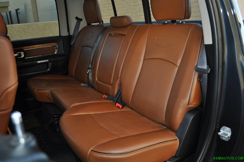 2018 RAM 3500 Laramie Longhorn Dually - Photo 18 - Scottsdale, AZ 85260