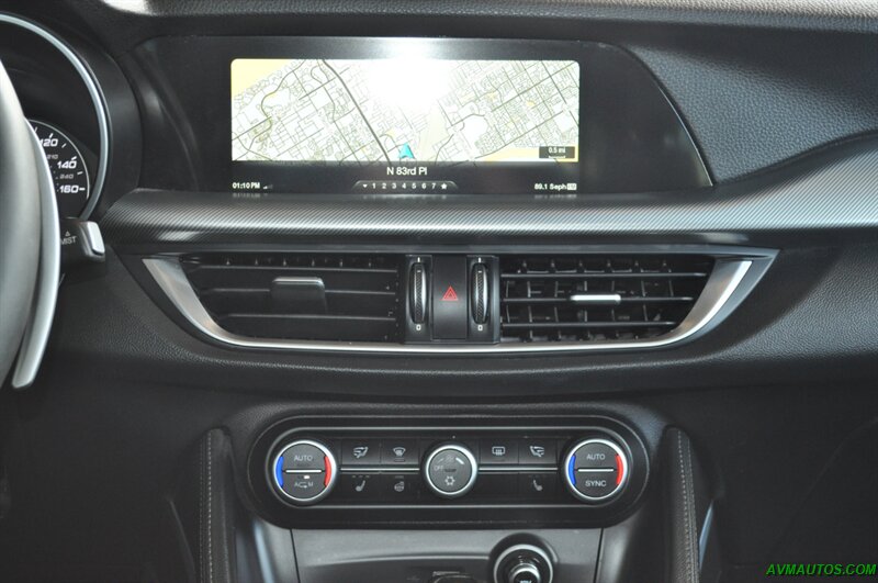 2018 Alfa Romeo Stelvio Ti Sport   - Photo 35 - Scottsdale, AZ 85260