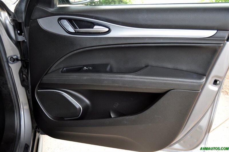 2018 Alfa Romeo Stelvio Ti Sport   - Photo 29 - Scottsdale, AZ 85260