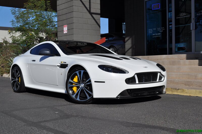 2015 Aston Martin V12 Vantage S   - Photo 2 - Scottsdale, AZ 85260