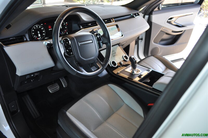 2020 Land Rover Range Rover Evoque R-Dynamic SE   - Photo 15 - Scottsdale, AZ 85260