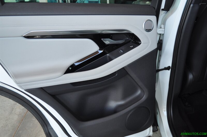 2020 Land Rover Range Rover Evoque R-Dynamic SE   - Photo 23 - Scottsdale, AZ 85260