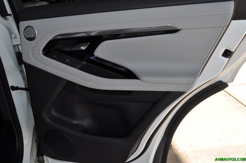 2020 Land Rover Range Rover Evoque R-Dynamic SE   - Photo 24 - Scottsdale, AZ 85260