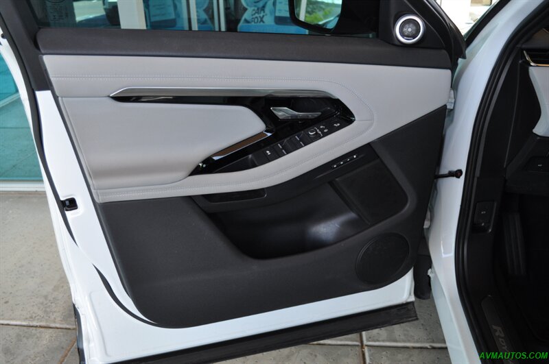 2020 Land Rover Range Rover Evoque R-Dynamic SE   - Photo 21 - Scottsdale, AZ 85260