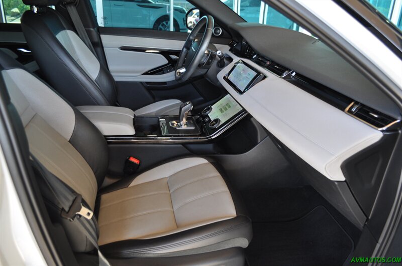 2020 Land Rover Range Rover Evoque R-Dynamic SE   - Photo 6 - Scottsdale, AZ 85260