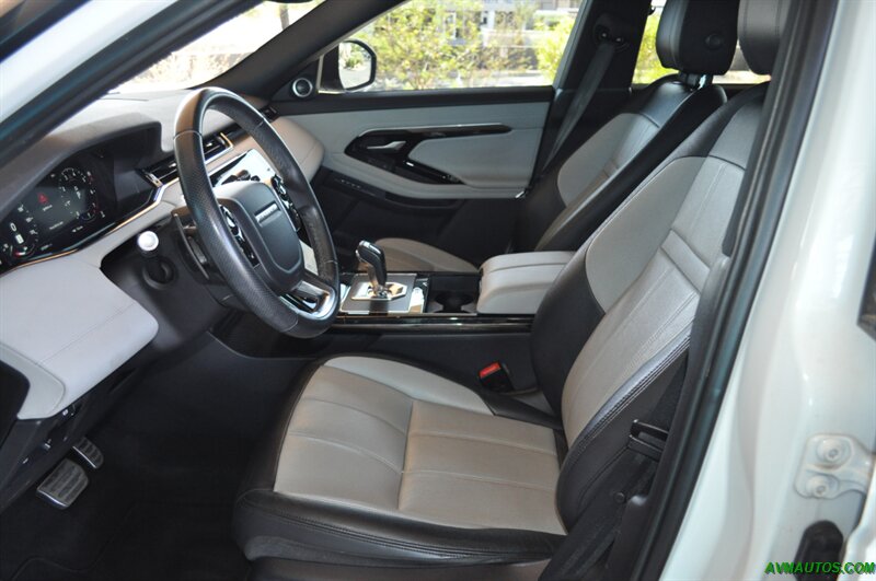 2020 Land Rover Range Rover Evoque R-Dynamic SE   - Photo 16 - Scottsdale, AZ 85260