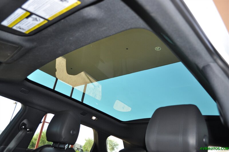 2020 Land Rover Range Rover Evoque R-Dynamic SE   - Photo 32 - Scottsdale, AZ 85260