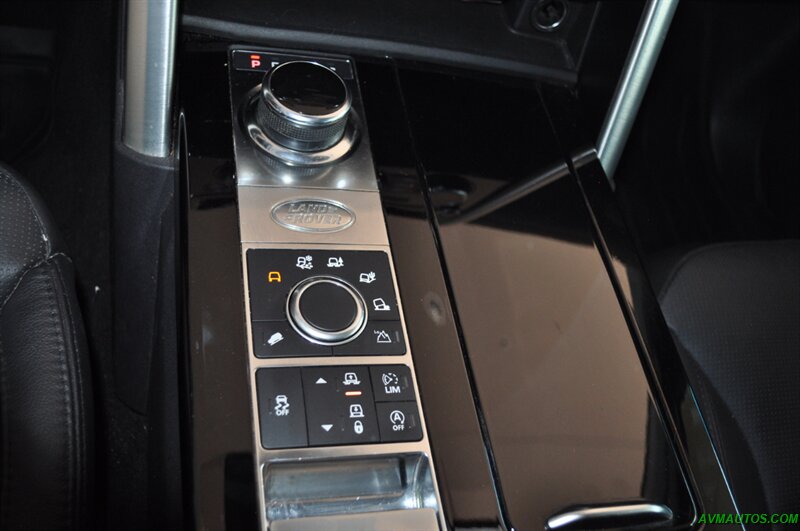 2018 Land Rover Discovery HSE   - Photo 39 - Scottsdale, AZ 85260