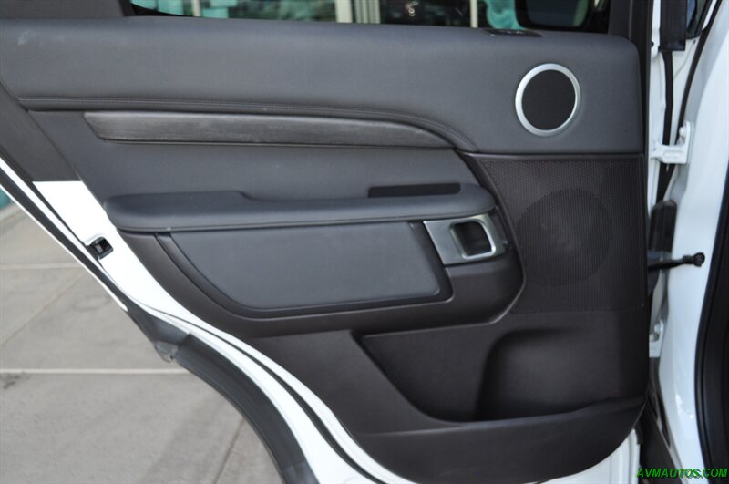 2018 Land Rover Discovery HSE   - Photo 34 - Scottsdale, AZ 85260