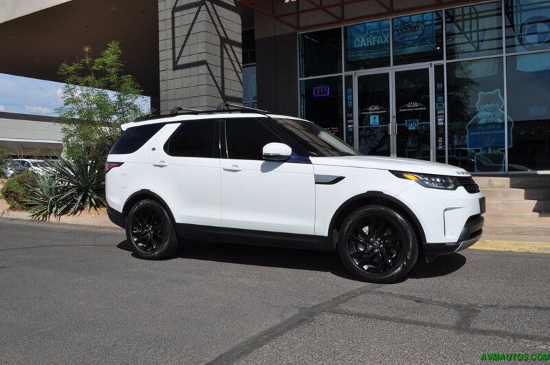2018 Land Rover Discovery HSE   - Photo 8 - Scottsdale, AZ 85260