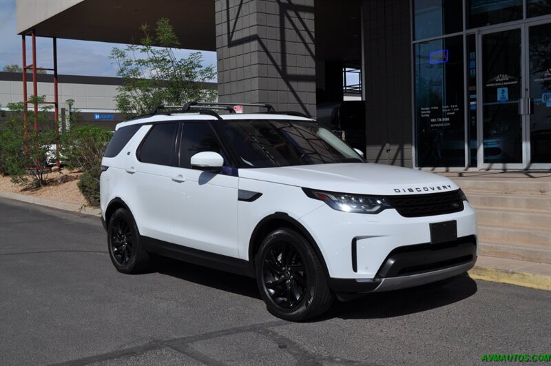 2018 Land Rover Discovery HSE   - Photo 10 - Scottsdale, AZ 85260