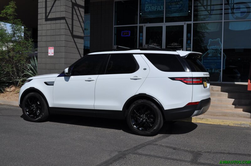 2018 Land Rover Discovery HSE   - Photo 11 - Scottsdale, AZ 85260
