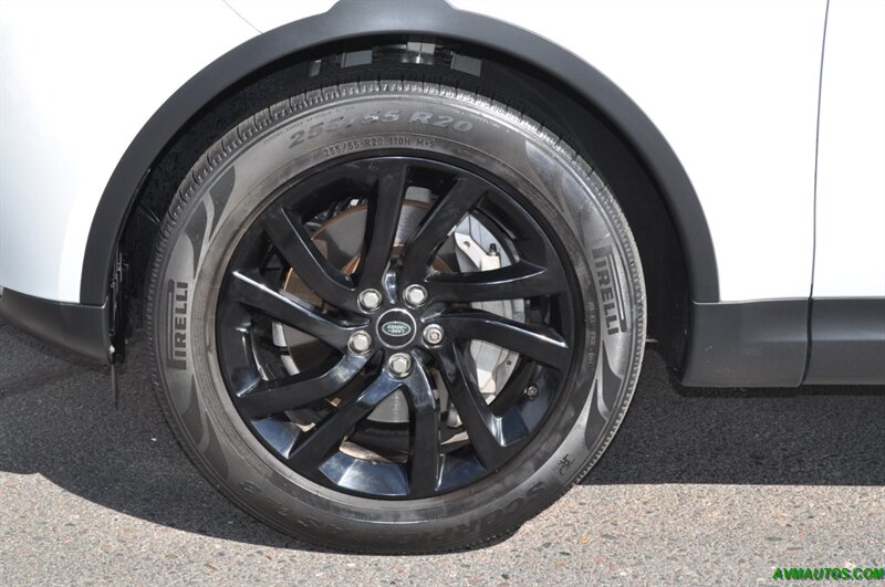 2018 Land Rover Discovery HSE   - Photo 17 - Scottsdale, AZ 85260