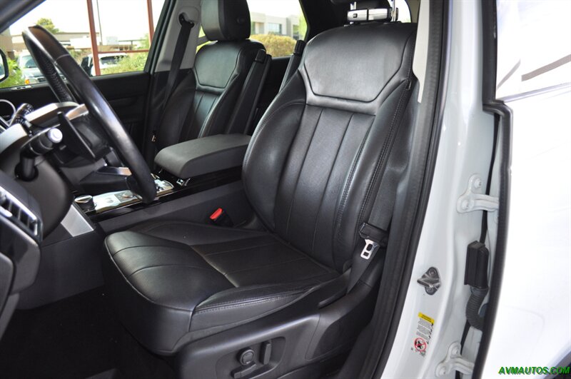 2018 Land Rover Discovery HSE   - Photo 22 - Scottsdale, AZ 85260