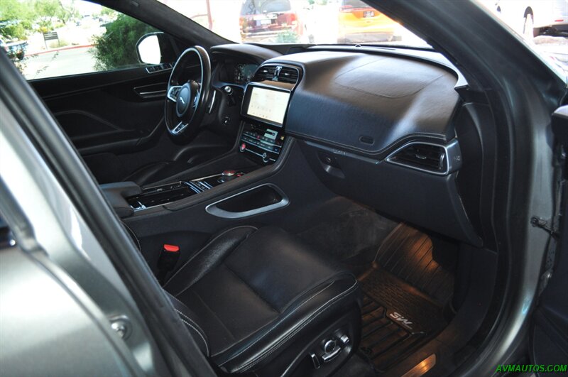 2020 Jaguar F-Pace S - Photo 18 - Scottsdale, AZ 85260