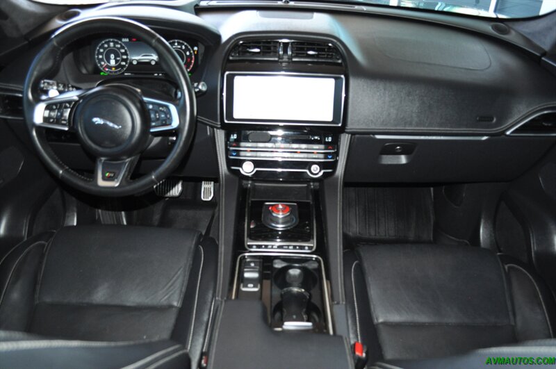 2020 Jaguar F-Pace S - Photo 3 - Scottsdale, AZ 85260