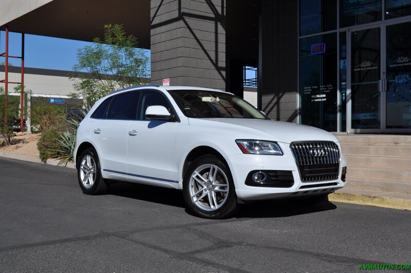 2015 Audi Q5 2.0T quattro Premium Plus   - Photo 2 - Scottsdale, AZ 85260