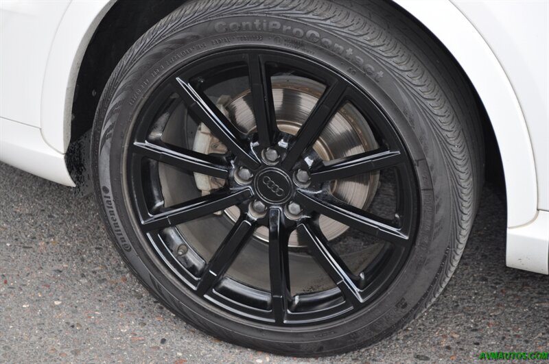 2018 Audi Q3 2.0T Premium Plus  S-Line Black Optic package - Photo 16 - Scottsdale, AZ 85260