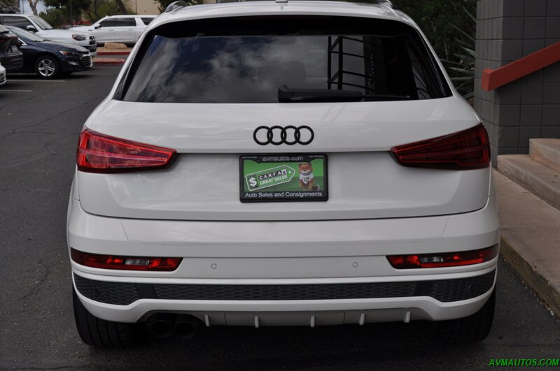 2018 Audi Q3 2.0T Premium Plus  S-Line Black Optic package - Photo 14 - Scottsdale, AZ 85260